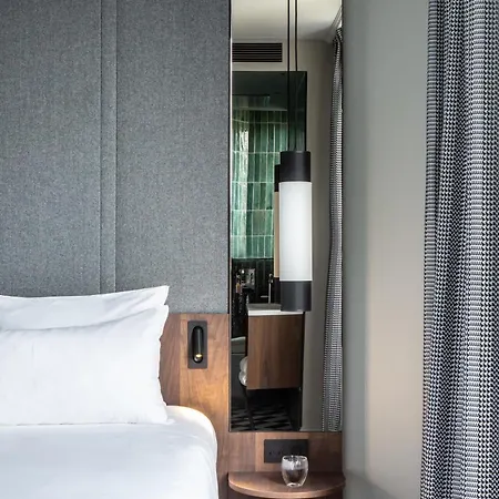 Flanelles Hotel 4*